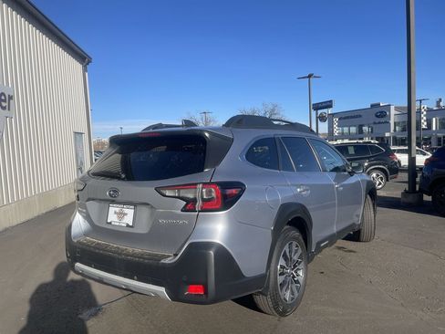 Used 2024 Subaru Outback Limited image 7