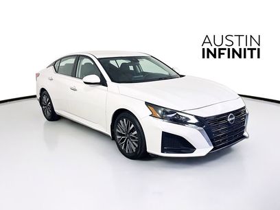 Used 2023 Nissan Altima 2.5 SV