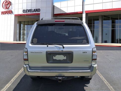 Used 2000 Toyota 4Runner SR5 RWD image 6