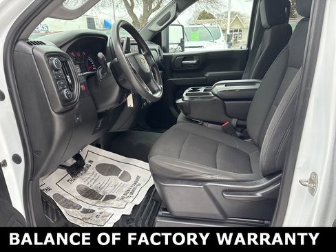 Used 2021 Chevrolet Silverado 2500 Custom w/ Custom Value Package image 14