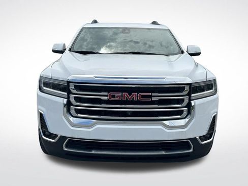 Used 2023 GMC Acadia SLT w/ Technology Package FWD image 10