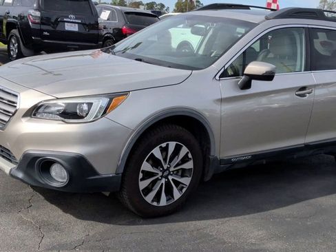 Used 2016 Subaru Outback 2.5i Limited image 4