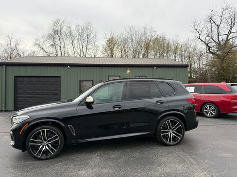 Used 2023 BMW X5 M50i w/ Executive Package image 3