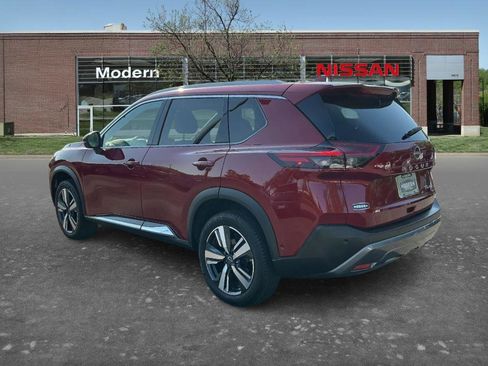 Certified 2023 Nissan Rogue SL w/ SL Premium Package AWD/4WD image 2