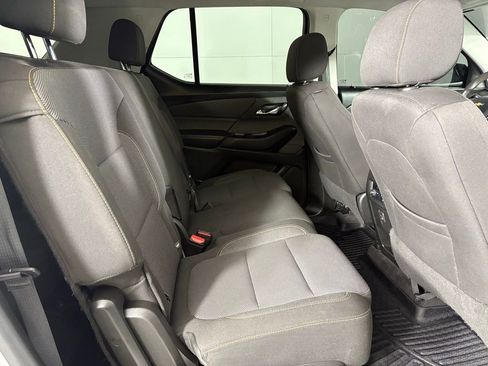 Used 2020 Chevrolet Traverse LS image 19