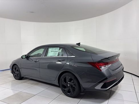 New 2026 Hyundai Elantra SEL Sport Premium FWD image 3