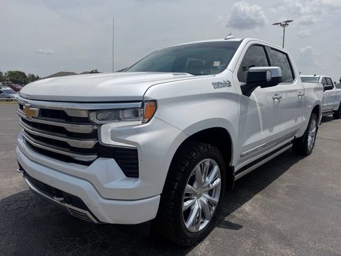 Used 2024 Chevrolet Silverado 1500 High Country AWD/4WD image 10