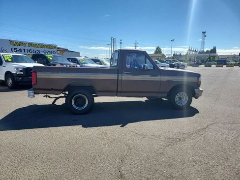 Used 1992 Ford F150 2WD Regular Cab image 2