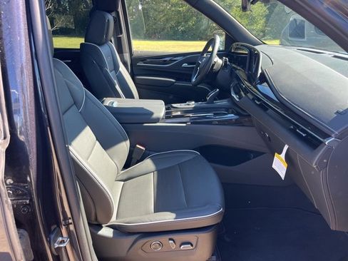 Used 2024 Cadillac Escalade ESV Sport w/ Touring Package image 43