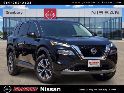 Used 2022 Nissan Rogue SV FWD image 1