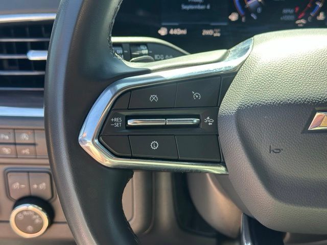 Certified 2025 Chevrolet Suburban LT AWD/4WD image 18
