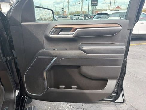 Used 2022 Chevrolet Silverado 1500 LT w/ Protection Package image 18