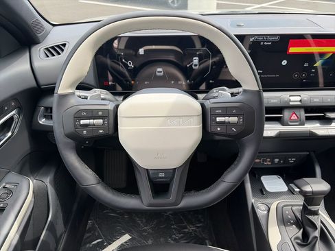 New 2026 Kia K4 GT-Line w/ GT-Line Premium Package FWD image 11