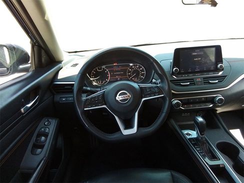 Used 2021 Nissan Altima 2.5 SR image 12