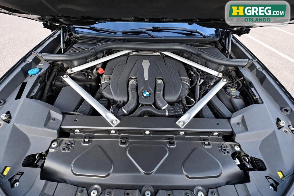 Used 2019 BMW X7 xDrive50i w/ M Sport Package AWD/4WD image 18