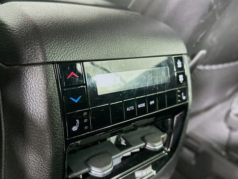 Used 2022 Jeep Grand Cherokee L Limited w/ Luxury Tech Group II image 26