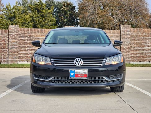 Used 2012 Volkswagen Passat 2.5 SE image 2