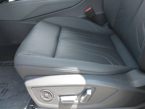 New 2026 Audi Q3 quattro 2.0T AWD/4WD image 32