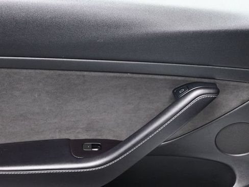 Used 2023 Tesla Model 3 Standard Range RWD image 10