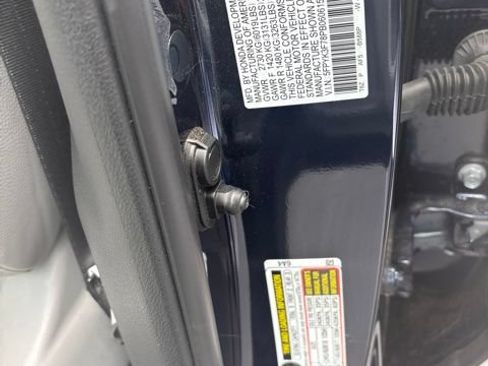 Used 2023 Honda Ridgeline RTL-E image 10
