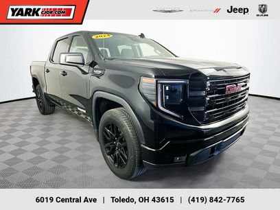 Used 2024 GMC Sierra 1500 Elevation