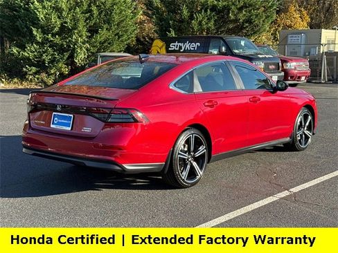 Used 2025 Honda Accord Sport image 2