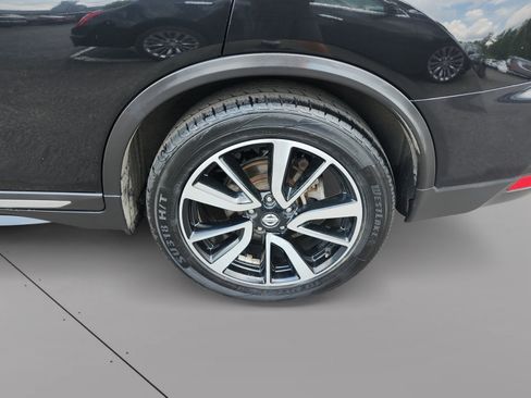 Used 2020 Nissan Rogue SL FWD image 14