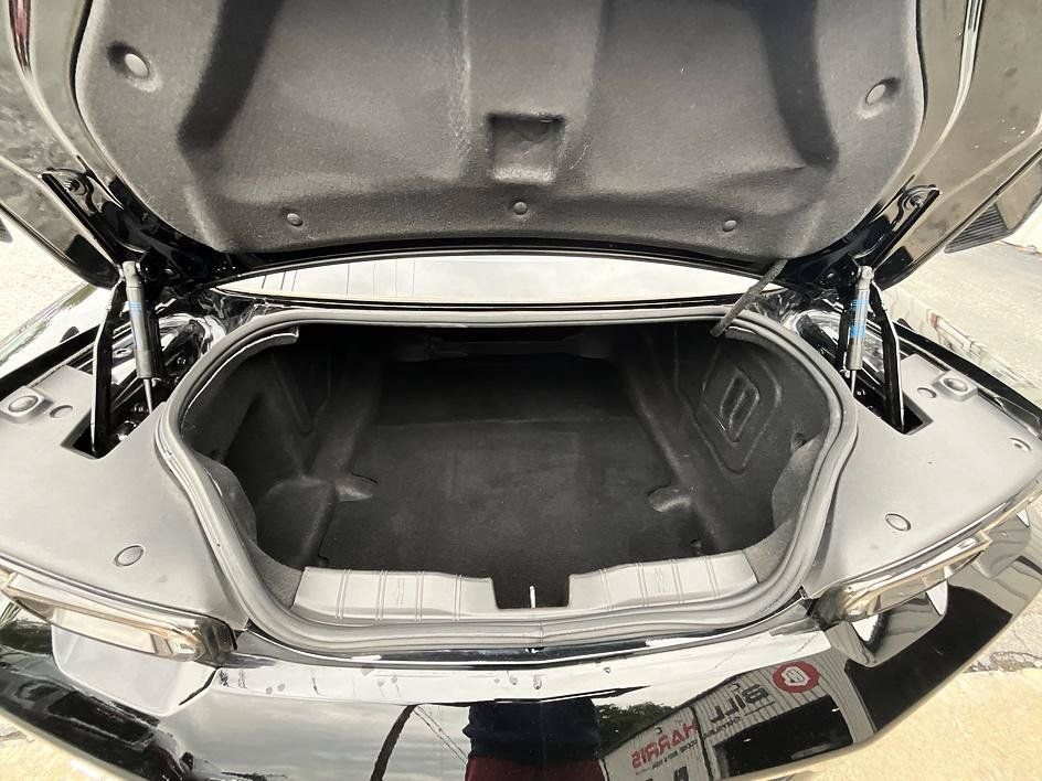 Used 2021 Chevrolet Camaro ZL1 RWD image 8