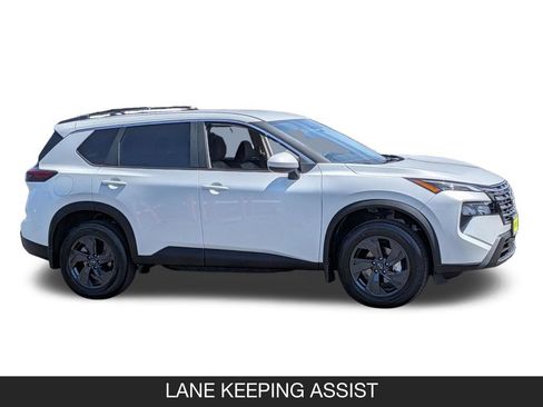New 2026 Nissan Rogue SV FWD image 6