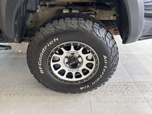 Used 2019 Toyota Tacoma TRD Off-Road w/ Technology Package image 13