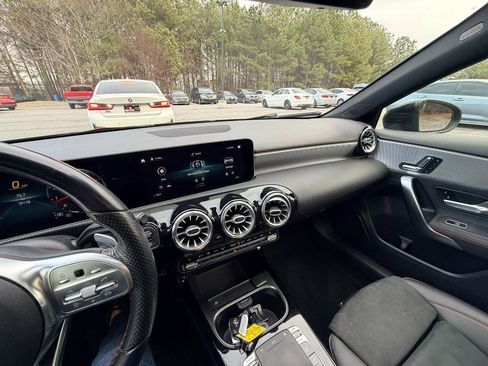 Used 2020 Mercedes-Benz A 220 image 24