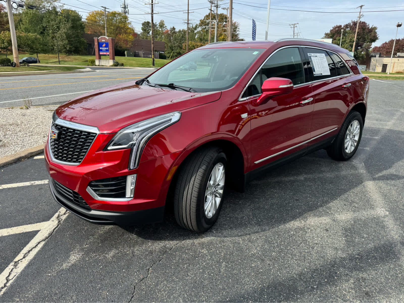 Used 2021 Cadillac XT5 Luxury AWD/4WD image 3