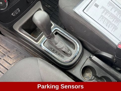 Used 2010 Chevrolet HHR LS FWD image 17