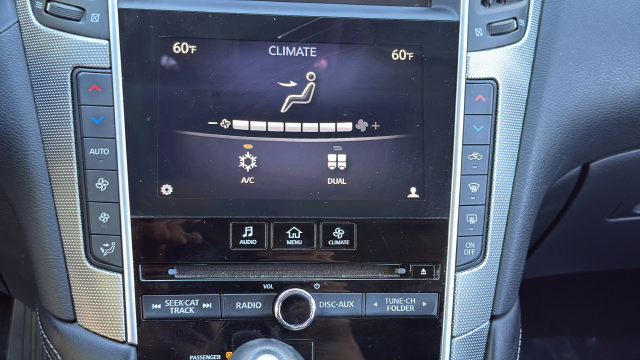 Used 2017 INFINITI Q50 2.0t w/ Moonroof Package RWD image 22