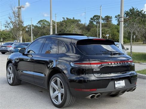 Used 2021 Porsche Macan S image 2