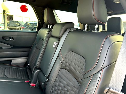 New 2026 Nissan Pathfinder Rock Creek AWD/4WD image 16