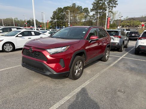 Used 2023 Toyota RAV4 XLE image 4