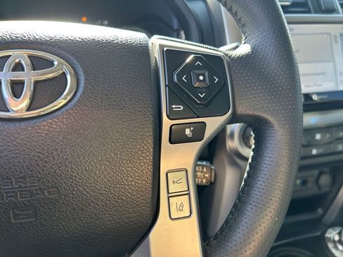 Used 2021 Toyota 4Runner Limited AWD/4WD image 16
