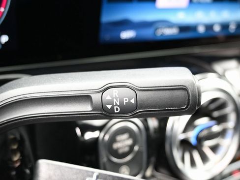 Used 2024 Mercedes-Benz GLA 250 GLA 250 image 25