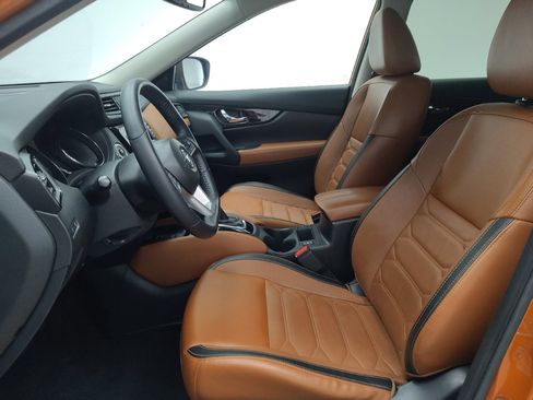 Used 2019 Nissan Rogue SL w/ Premium Package AWD/4WD image 17