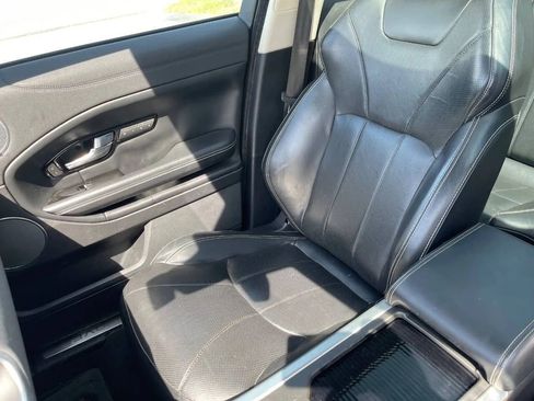 Used 2017 Land Rover Range Rover Evoque HSE image 17