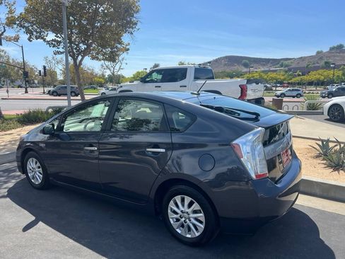 Used 2012 Toyota Prius Prime Plug-In Hybrid FWD image 4