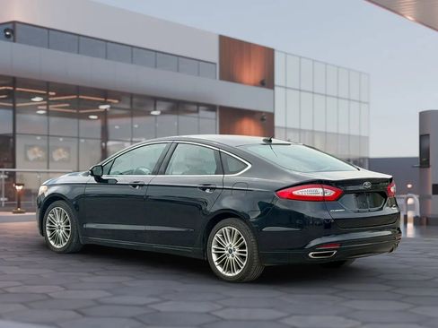 Used 2016 Ford Fusion SE w/ Equipment Group 202A AWD/4WD image 6