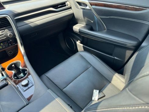 Used 2017 Lexus RX 350 FWD w/ Premium Package image 18