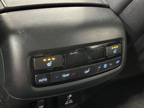 Used 2020 Hyundai Palisade SEL w/ Premium Package image 29