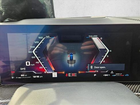 New 2026 BMW X5 M60i image 10