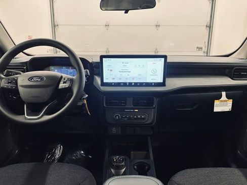 New 2025 Ford Maverick XL w/ Equipment Group 101A image 15