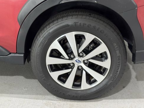 Used 2023 Subaru Outback Premium image 38