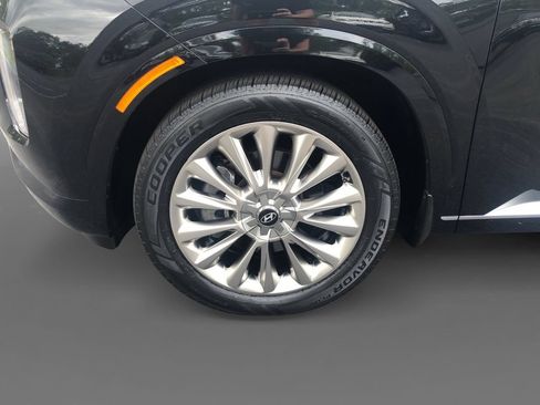 Used 2020 Hyundai Palisade Limited FWD image 15