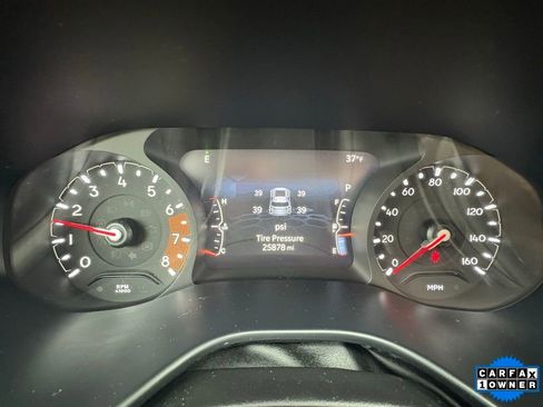 Used 2025 Jeep Compass Trailhawk image 15